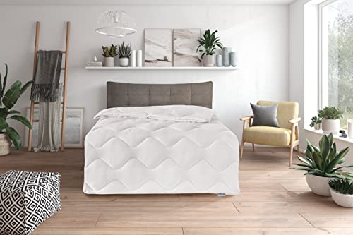 Traumnacht Cozy - Bettdecke 4 Jahreszeiten mit Druckknöpfen für alle Jahreszeiten, 140 x 200 cm, Öko-Tex zertifiziert, produziert nach deutschem Qualitätsstandard