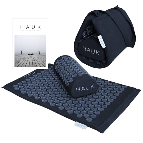 HAUK Akupressurmatte mit Kissen (ergonomisch) hochwertige Massagematte als Set wohltuend bei Stress, Verspannungen und Schmerzen im Rücken und Nacken mit Tragefunktion und Anleitung