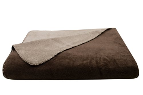 ZOLLNER Kuscheldecke zweifarbig in 150x200 cm - kuschelige Sofadecke in Dunkelbraun - waschbar bis 40°C - langlebiges Mischgewebe - Hotelwäschequalität - Oeko Tex® Zertifiziert