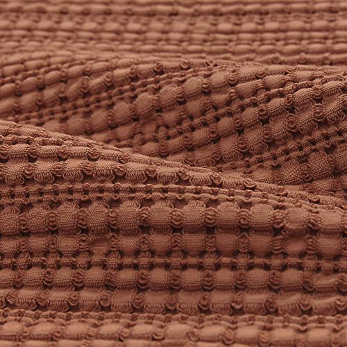 URBANARA Tagesdecke/Plaid Anadia – 100% Reine Baumwolle – weiche Decke als Bettüberwurf oder Kuscheldecke im Wohnzimmer, Schlafzimmer, Garten oder auf dem Balkon – Jacquard-Bindung - Terrakotta