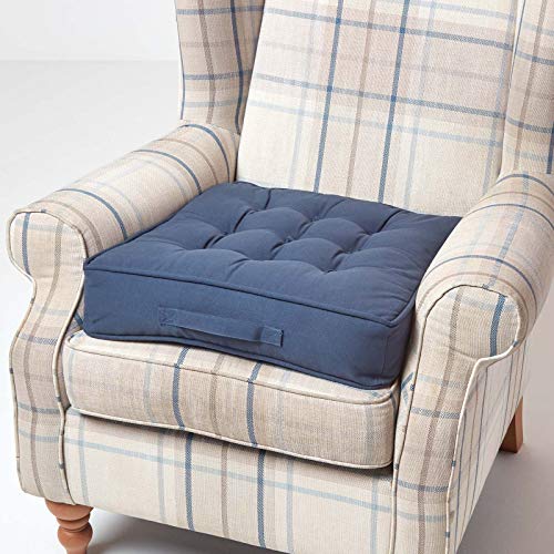 Homescapes großes Sitzkissen 50 x 50 cm, dunkelblau, Sitzpolster für Sessel und Sofas mit Tragegriff und Baumwollbezug, gepolstertes Matratzenkissen, 10 cm hoch, blau