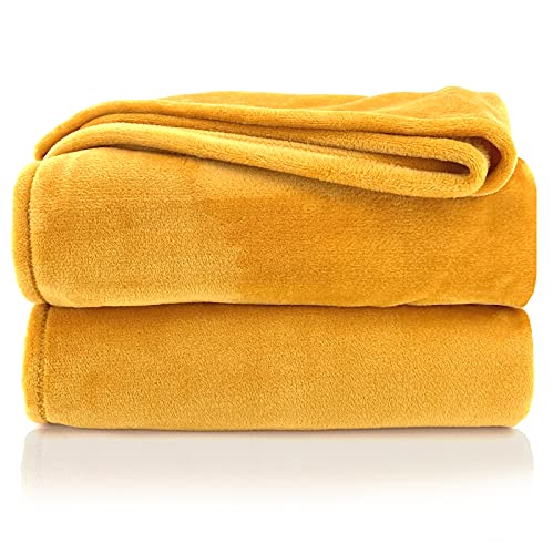 heimtexland Kuscheldecke flauschig Flanell Wohndecke warm Oekotex Tagesdecke Überwurf Sofadecke fusselfrei Fleecedecke Super Soft XXL Decke 220x240 cm Typ380 Safran gelb