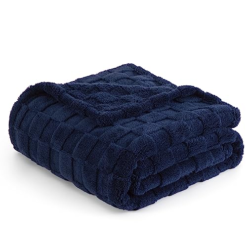 BEDSURE Kuscheldecke Flauschig Decke Fleecedecke – Schachbrettmuster Wohndecke Weiche Warme Gemütlicher Karierte Decken für Sofa Couch Bett, Marine Blau, 150 x 200 cm