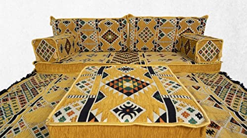 Gelbe Bodenkissen, arabische Majlis, Bodensofa-Sitzgarnitur, arabische Jalsa, Liebessessel, traditionelles arabisches Sofa, osmanische Couch, Teppich, Kelim